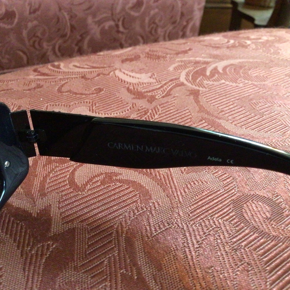 Carmen Marc Valvo NWOT women’s sunglasses onyx - Picture 7 of 7
